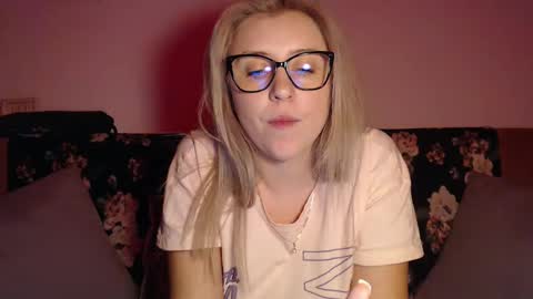 Snapshot of dalyana22 chatting on 03-07-25, 10:10 Maria online show from 03-07-25, 10:10
