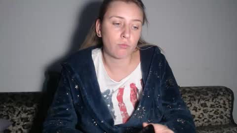 Snapshot of dalyana22 chatting on 10-05-25, 08:51 Maria online show from 10-05-25, 08:51