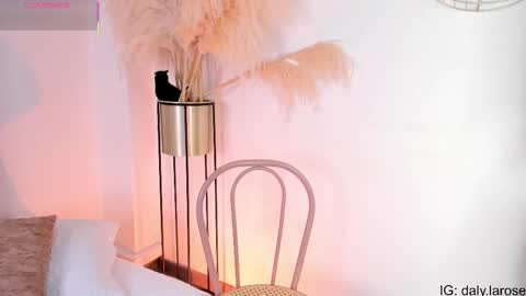 Dalyla online show from 10-28-25, 12:41