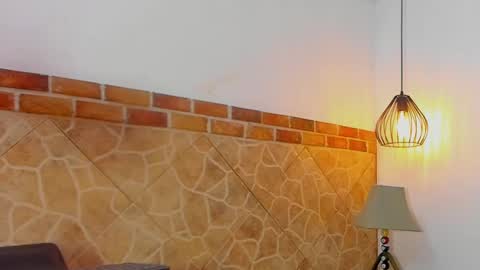 Snapshot of damara_ochoa chatting on 01-21-25, 03:15 online show from 01-21-25, 03:15