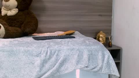 Snapshot of damara_ochoa chatting on 03-11-25, 07:37 online show from 03-11-25, 07:37