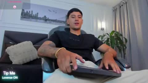 DAMIAN online show from 11-06-25, 10:16