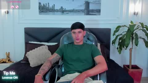 DAMIAN online show from 11-10-25, 12:48