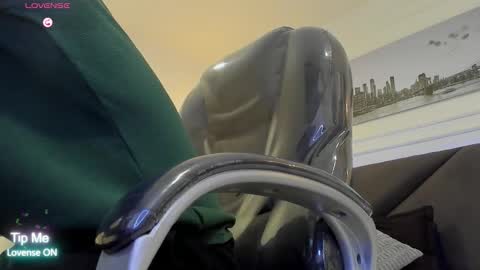 DAMIAN online show from 02-12-26, 02:23