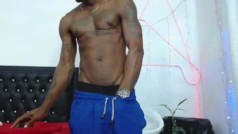 Snapshot of damian_hart_24cm chatting on 04-21-26, 03:46 damian_hart_24cm online show from 04-21-26, 03:46