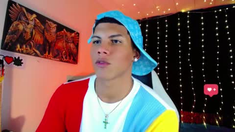 Snapshot of damian_latinxxx chatting on 01-11-25, 08:33 Damian online show from 01-11-25, 08:33