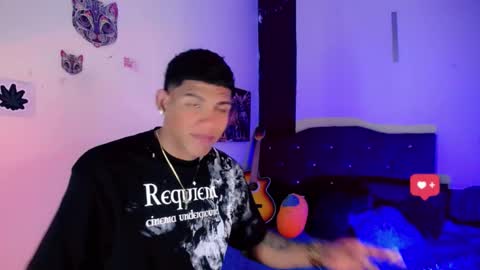 Snapshot of damian_latinxxx chatting on 01-17-25, 03:12 Damian online show from 01-17-25, 03:12