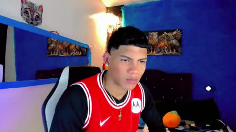 Snapshot of damian_latinxxx chatting on 01-24-25, 03:00 Damian online show from 01-24-25, 03:00