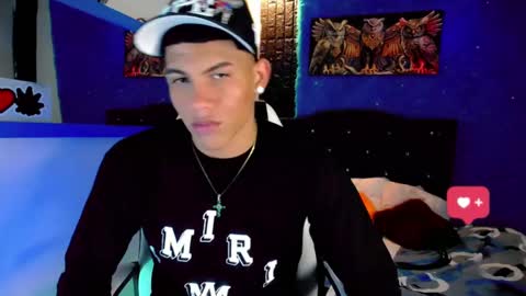 Snapshot of damian_latinxxx chatting on 01-25-25, 02:58 Damian online show from 01-25-25, 02:58