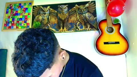 Snapshot of damian_latinxxx chatting on 02-15-25, 07:06 Damian online show from 02-15-25, 07:06