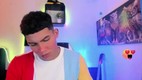 Snapshot of damian_latinxxx chatting on 02-18-25, 02:27 Damian online show from 02-18-25, 02:27