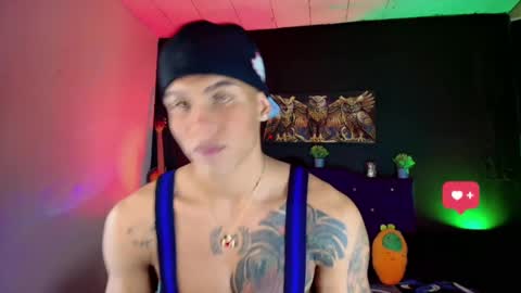 Snapshot of damian_latinxxx chatting on 02-26-25, 06:04 Damian online show from 02-26-25, 06:04