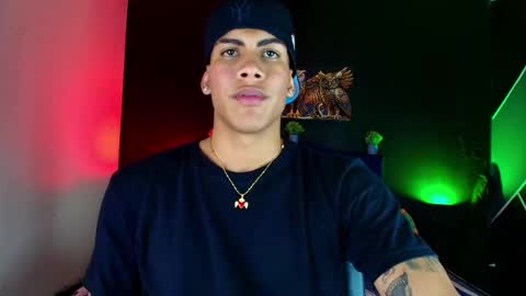 Snapshot of damian_latinxxx chatting on 03-02-25, 06:05 Damian online show from 03-02-25, 06:05