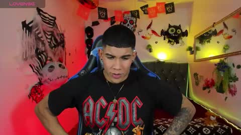 Snapshot of damian_latinxxx chatting on 10-17-25, 03:10 Damian online show from 10-17-25, 03:10