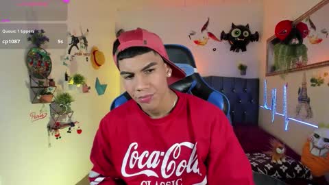 Snapshot of damian_latinxxx chatting on 11-08-25, 03:18 Damian online show from 11-08-25, 03:18