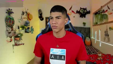 Snapshot of damian_latinxxx chatting on 11-12-25, 03:18 Damian online show from 11-12-25, 03:18