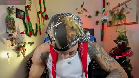 Snapshot of damian_latinxxx chatting on 12-15-25, 03:11 Damian online show from 12-15-25, 03:11