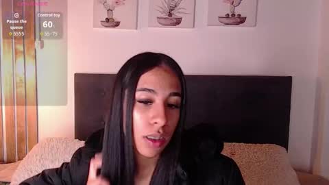 Snapshot of damian_n_lissa chatting on 01-16-26, 12:25 damian_n_lissa online show from 01-16-26, 12:25