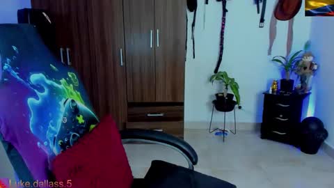 Snapshot of damian_torner chatting on 02-08-25, 01:54 Damian torner online show from 02-08-25, 01:54