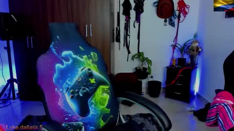 Snapshot of damian_torner chatting on 02-18-25, 09:10 Damian torner online show from 02-18-25, 09:10