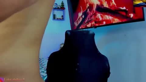 Snapshot of damian_torner chatting on 02-26-25, 11:09 Damian torner online show from 02-26-25, 11:09