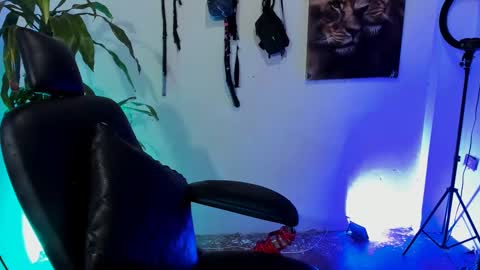 Snapshot of damian_torner chatting on 09-14-25, 08:13 Damian torner online show from 09-14-25, 08:13