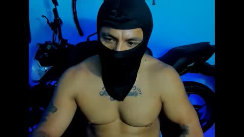 Snapshot of damian_torner chatting on 10-02-25, 07:37 Damian torner online show from 10-02-25, 07:37