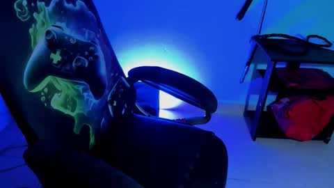 Snapshot of damian_torner chatting on 11-04-25, 10:47 Damian torner online show from 11-04-25, 10:47