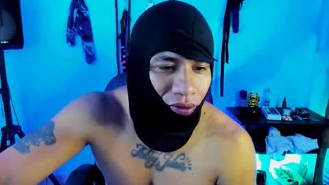 Snapshot of damian_torner chatting on 11-13-25, 11:42 Damian torner online show from 11-13-25, 11:42