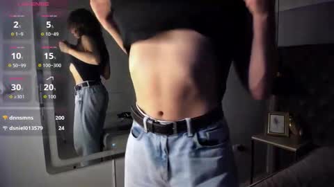 Snapshot of damiennoir chatting on 11-25-25, 07:47 damiennoir online show from 11-25-25, 07:47