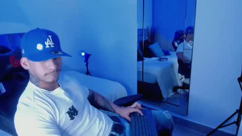 Snapshot of dammianmilleroficial chatting on 10-08-25, 11:02 INSTAGRAM DAMMIANMILLEROFICIAL online show from 10-08-25, 11:02