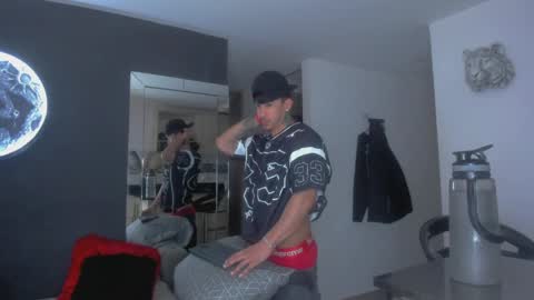 INSTAGRAM  DAMMIANMILLEROFICIAL online show from 04-07-26, 01:11