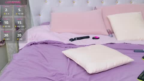Snapshot of damn_bae__ chatting on 03-12-25, 07:24 Julia online show from 03-12-25, 07:24
