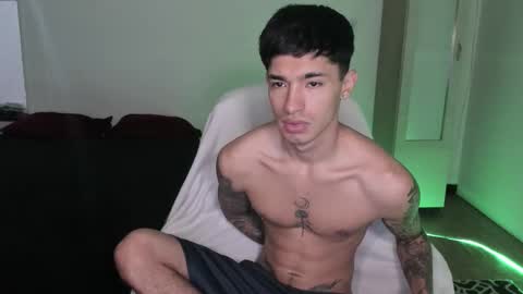 Snapshot of damon_333 chatting on 02-24-26, 05:22 Damon online show from 02-24-26, 05:22