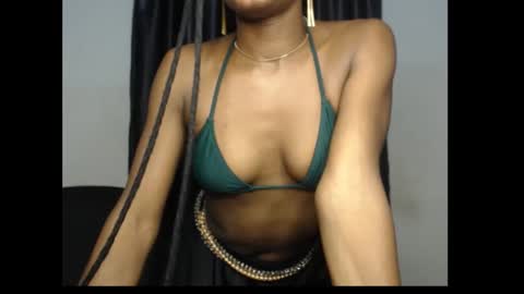 leah online show from 02-23-26, 05:43