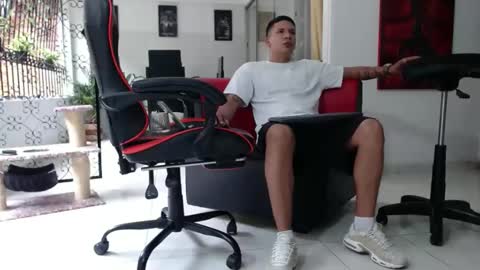 damyan_2003 online show from 12-27-24, 05:26