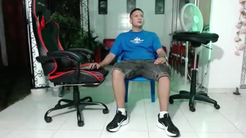 damyan_2003 online show from 01-06-25, 11:31