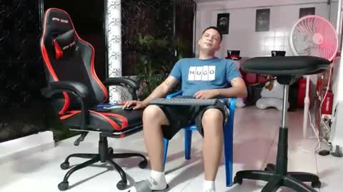 damyan_2003 online show from 01-08-25, 01:11