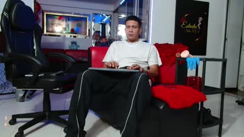 damyan_2003 online show from 11-15-25, 03:15