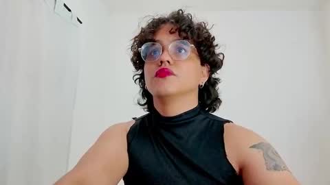 Diane Blosson online show from 02-21-26, 01:39