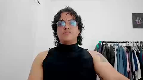 Diane Blosson online show from 03-20-26, 01:21