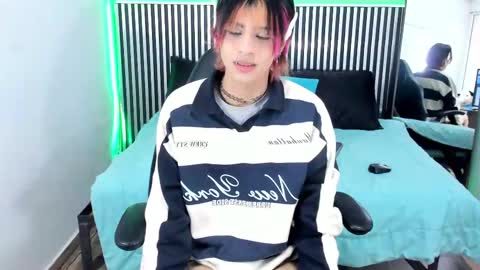 Snapshot of dan_copers chatting on 09-10-25, 01:55 D A N online show from 09-10-25, 01:55