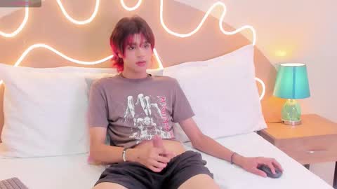 Snapshot of dan_copers chatting on 09-21-25, 01:13 D A N online show from 09-21-25, 01:13