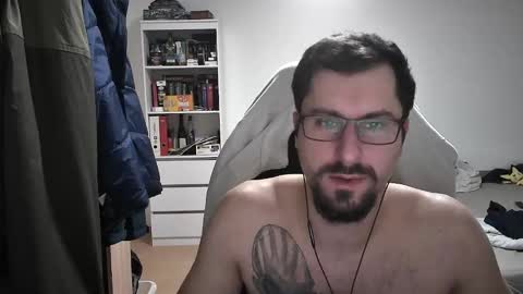 King Dan online show from 01-11-25, 10:40