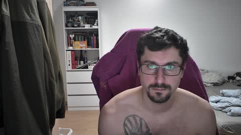 King Dan online show from 02-03-25, 06:49