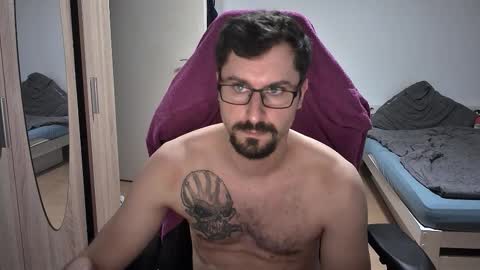 King Dan online show from 09-19-25, 06:52