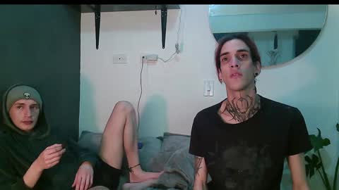 Snapshot of dan_yagami chatting on 02-05-25, 06:46 Dan and Noah online show from 02-05-25, 06:46