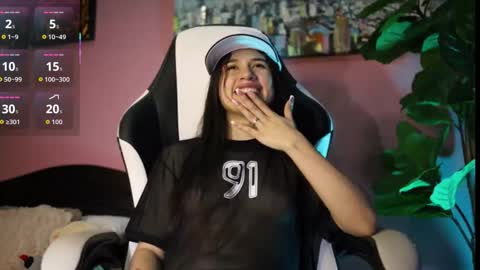 Snapshot of danaa_rouse chatting on 12-14-25, 08:13 danaa_rouse online show from 12-14-25, 08:13