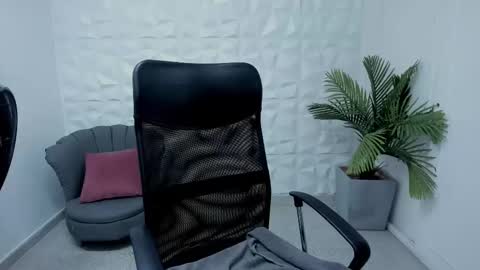 Danaa Rey online show from 03-05-25, 11:49