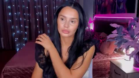 DanaMiers online show from 11-17-25, 03:45